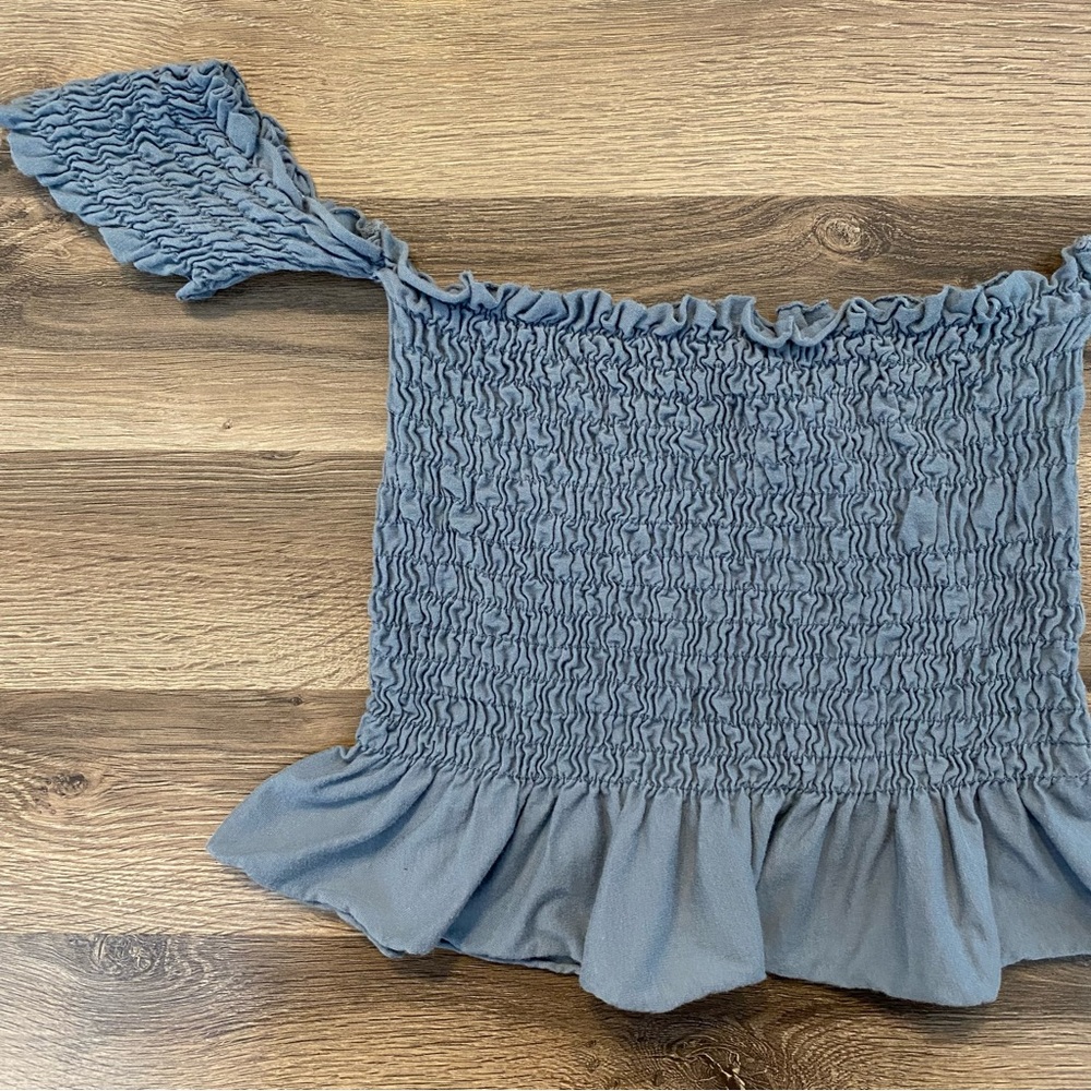 UO Truly Madly Deeply Blue Shirred Off The Shoulder Crop Top - Picture 3 of 5